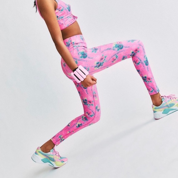 LoveShackFancy X BeachRiot Piper Legging - Picture 7 of 8